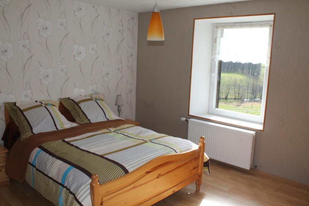 Chambres Et Table D'Hotes La Trottelee Bellefontaine  Rum bild